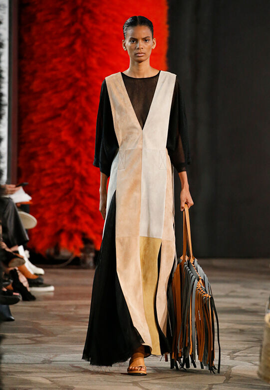 Looks LOEWE
